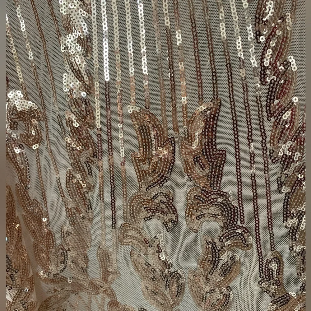 NWT/NIB ROSE GOLD OS sequin duster. Get your “Shimmer On”this holiday season - Picture 7 of 10